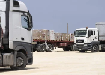 الأردن يسير قافلة مساعدات جديدة تضم 65 شاحنة إلى غزة