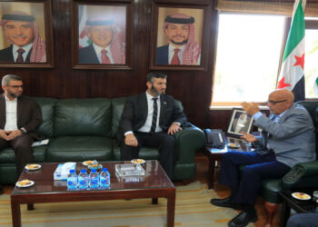 الوزير أبو السعود يستقبل اللجنة الفنية السورية للمياه