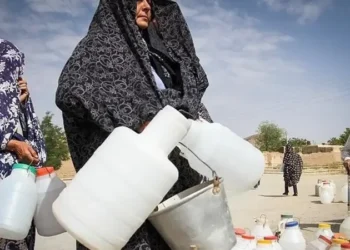 إيران: 18 محافظة تعاني من انقطاع الكهرباء بسبب موجة حر شديدة