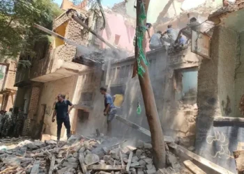 مأساة مزدوجة في القاهرة.. انهيار عقارين في ساعة واحدة