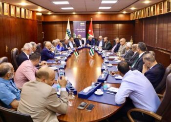 غرفتا تجارة الأردن وعمان تدعوان إلى بناء تعاون زراعي بين المملكة وسوريا ولبنان