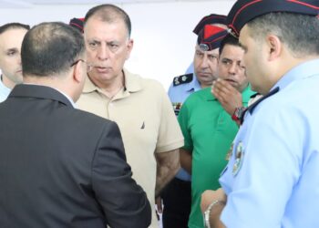 وزير الداخلية يزور مركز حدود المدورة ويلتقي أبناء القرية