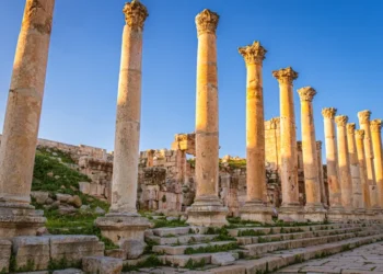 الهلالات يحذر: الأردن يواجه خطر التصنيف كوجهة سياحية غير مرغوبة