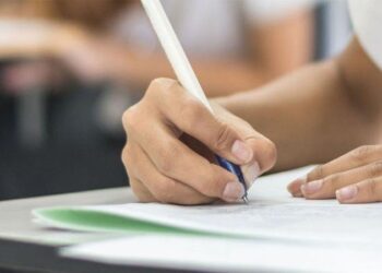 التربية: إنهاء تصحيح العربي والإنجليزي ونسبة الخطأ في تصحيح التوجيهي 0%