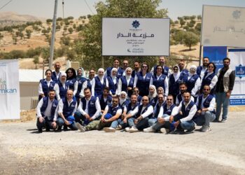 فريق إمكان الإسكان يشارك في جني محاصيل مزرعة الدار بالتعاون مع دار أبو عبدالله