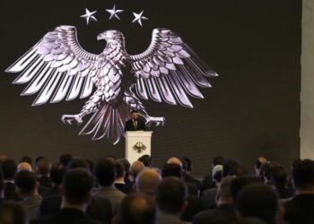 إطلاق الشعار الجديد .. والشرع يؤكد : سوريا لا تقبل التجزئة