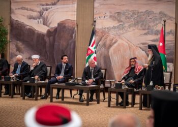 شخصيات فلسطينية تثمن موقف الملك في حماية مقدسات القدس