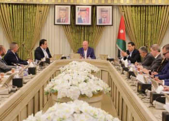 رئيس الأعيان : طموحات الملك الوصول إلى الحكومات البرلمانية الحزبية البرامجية
