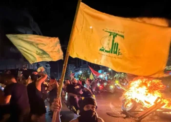 حزب الله يقرع طبول الحرب على مواقع التواصل