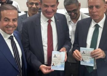 إصدار أول جواز سفر أردني إلكتروني لأول مرة في الأردن