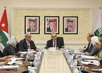 الأشغال والصحة: خطط لتسريع تنفيذ 57 مشروعا صحيا بقيمة 157 مليون دينار