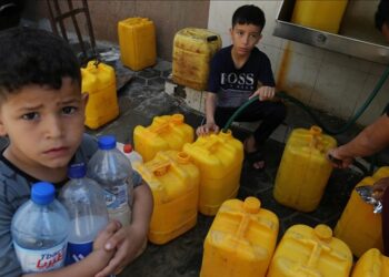 الأونروا: الحر ونقص المياه يزيدان الوضع المأساوي في غزة سوءًا