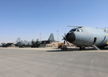 الجيش يواصل إرسال المساعدات جواً مع دول شقيقة وصديقة على قطاع غزة