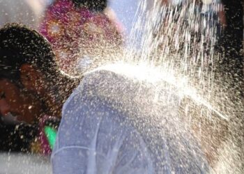 موجة حارة وجافة تؤثر على المملكة تبدأ الجمعة