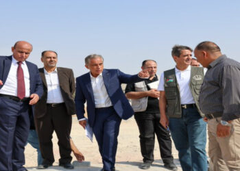 حسان من الكرك: ضرورة إنجاز الأعمال في موعدها المقرر
