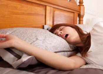وداعاً للشخير.. 5 طرق علمية لإيقافه