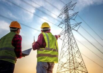 وزير الطاقة: قانون الكهرباء الجديد لا يتضمن أي شرائح أو تعرفة جديدة للكهرباء