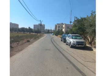 استياء من تكرار فرض عوائد تعبيد على شارع في إربد