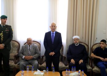 مندوبا عن الملك وولي العهد.. العيسوي يعزي بوفاة العميد المعايطة