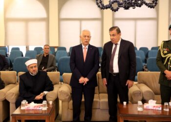 مندوبا عن الملك وولي العهد… العيسوي يعزي الزعبي والأمير والمعادات والدلاهمة
