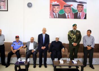 مندوبا عن الملك وولي العهد…العيسوي يعزي الشرايري والعزام والناصر والزبون