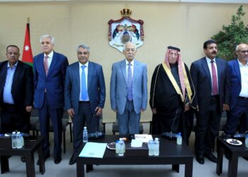 العيسوي يلتقي (200) شخصية من شيوخ ووجهاء وأبناء وبنات لواء البترا