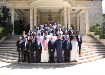 العيسوي يلتقي فعاليات شعبية وتطوعية