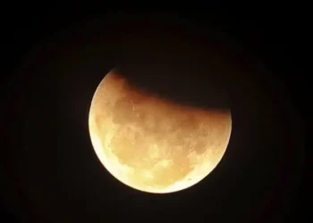 يستمر 5 ساعات.. العالم على موعد مع خسوف كلي للقمر