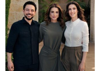 ولي العهد مهنئا الملكة رانيا: حفظك الله لنا وأطال في عمرك