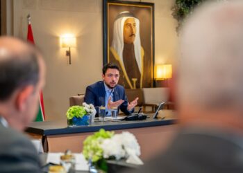 ولي العهد يؤكد أهمية التوسع في إدارة البيانات في المؤسسات الحكومية