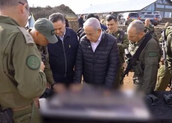 كاتس يؤكد البقاء في قمة جبل الشيخ وإنشاء منطقة أمنية لحماية الجولان والدروز