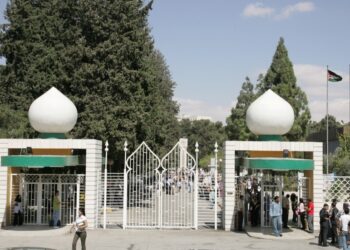 مجلس التعليم العالي يعقد جلسة لتحديد مصير رؤساء الجامعات الرسمية