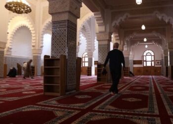 الأوقاف تستدعي مرشحي وظائف المؤذن وخادم المسجد لاستكمال التعيين- أسماء