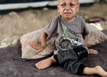 لم يحتمل الألم.. وفاة الطفل الغزاوي عبدالله أبوزرقة من شدة الجوع