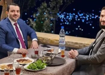 جلسة هادئة.. الشيباني ينشر صورة مع الشرع في بلودان