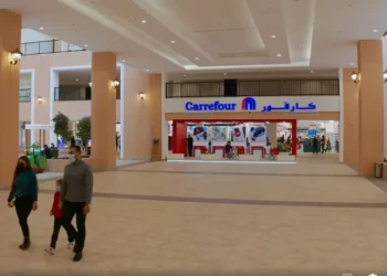 كارفور تغلق جميع فروعها بالكويت والبحرين.. ومغردون: المقاطعة مستمرة