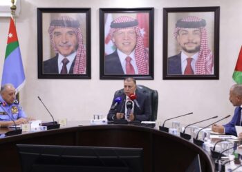 وزير الداخلية يترأس اجتماعا للمجلس الأعلى للدفاع المدني