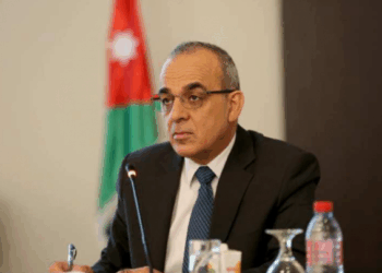 وزير السياحة يوقف العمل بمصفوفة المخالفات المهنية لدراستها