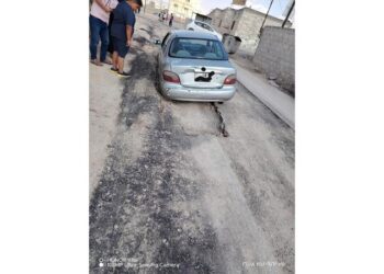 سقوط مركبتين في حفريات مشروع الصرف الصحي بالمغير