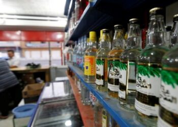 ترخيص 4 خمّارات في شارع القدس بحي نزال يثير موجة استياء كبيرة