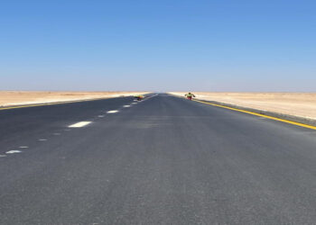 الأشغال تنجز مشروع طريق الجفر – مناجم الشيدية بطول 3 كم