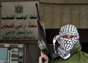 الشاباك يوصي بتحويل أموال للسلطة الفلسطينية ويحذّر من تصعيد في الضفة