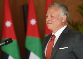 الملك يتقبل أوراق اعتماد عدد من السفراء