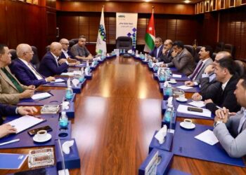 تجارة عمّان ونقابة اصحاب المكاتب العقارية تبحثان تحديات القطاع العقاري