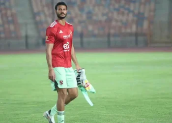 ناد سعودي يضع المصري محمد الشناوي ضمن حساباته في صفقة تبادلية مثيرة