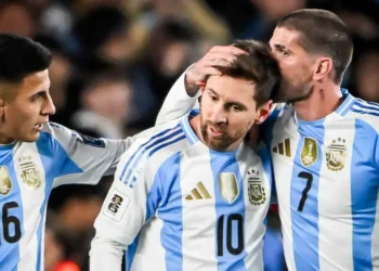 ميسي يصدم الجماهير الأرجنتينية قبل كأس العالم