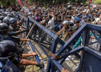 نيبال تشتعل.. ما القصة .. وهل يتغير وجه الجمهورية للأبد ؟