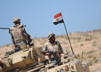 بيان مصري يكشف حقيقة انتشار القوات المسلحة في سيناء