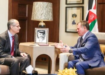 الملك: نفخر ونعتز بالعالم الأردني عمر ياغي ونبارك فوزه بجائزة نوبل للكيمياء