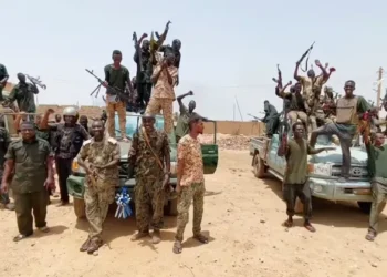 السودان أمام خطر التقسيم والجيش ينسحب من مدينة الفاشر